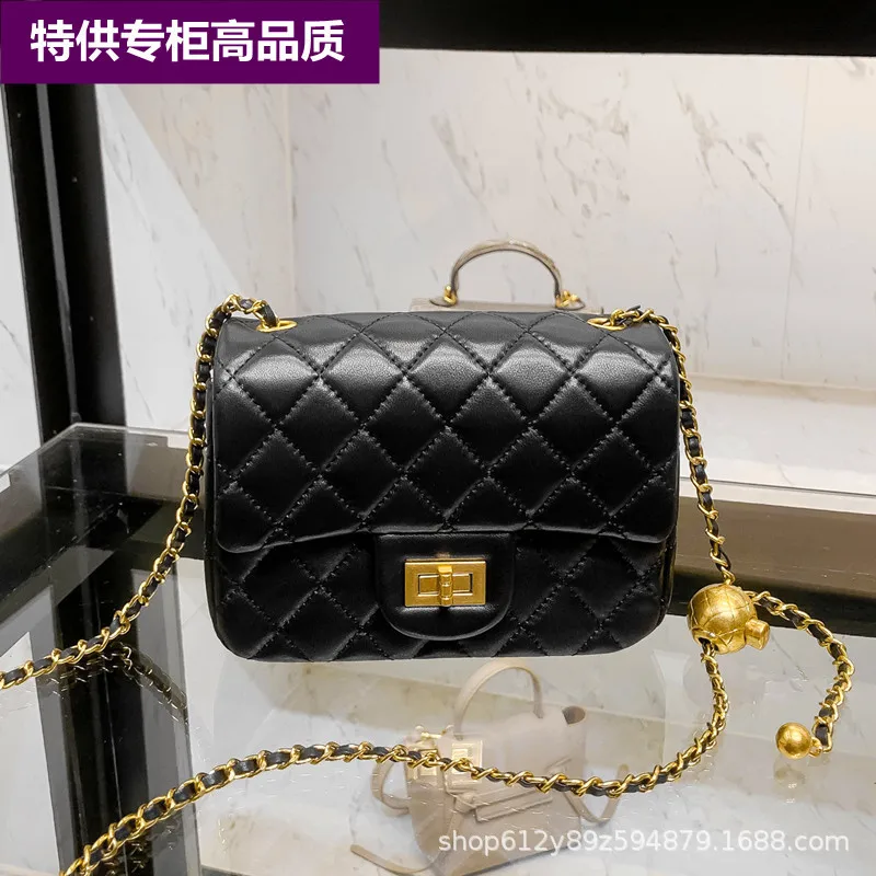Fangpangzi Small Golden Ball Bag 2021 New Small Fragrant Wind Ringed Chain Bag Fashion Versatile Mini Diagonal Small Bag
Fangpangzi Small Golden Ball Bag 2021 New Small Fragrant Wind Ringed Chain Bag Fashion Versatile Mini Diagonal Small Bag