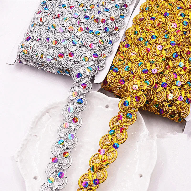 12 Yard Sequined Lace Band Appliqued Colored Sequins Ribbons Belt Braided 3D Gold Flower Sewing Apparel Trim Handmade 2.7m Wide
12 Yard Sequined Lace Band Appliqued Colored Sequins Ribbons Belt Braided 3D Gold Flower Sewing Apparel Trim Handmade 2.7m Wide