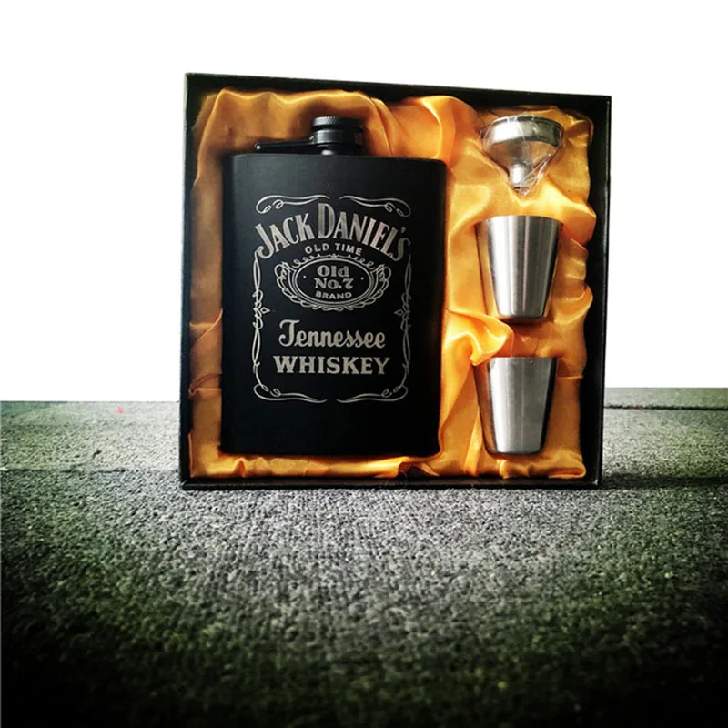 New 304 Stainless steel pocket whisky Mini 8oz black paint Whisky Flagon Laser alcohol Funnel Black Gift Box vodka hip flagon
New 304 Stainless steel pocket whisky Mini 8oz black paint Whisky Flagon Laser alcohol Funnel Black Gift Box vodka hip flagon