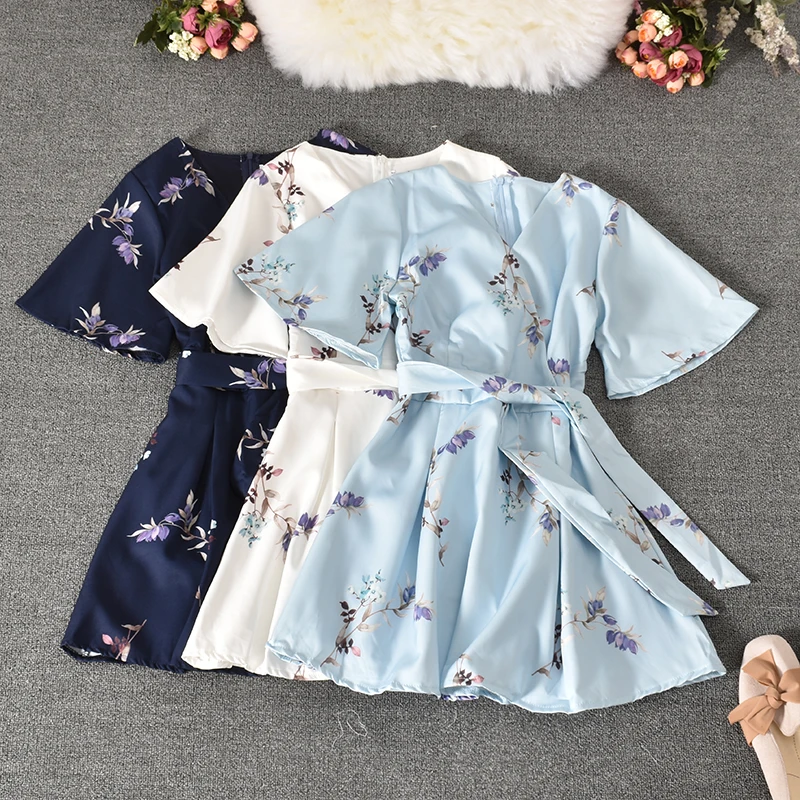 Women Fashion Summer V-neck Dresses 2021 Newest Fashion Casual Strappy Dress Ladies Floral Holiday Beach Sundress Korean Fashion
Women Fashion Summer V-neck Dresses 2021 Newest Fashion Casual Strappy Dress Ladies Floral Holiday Beach Sundress Korean Fashion