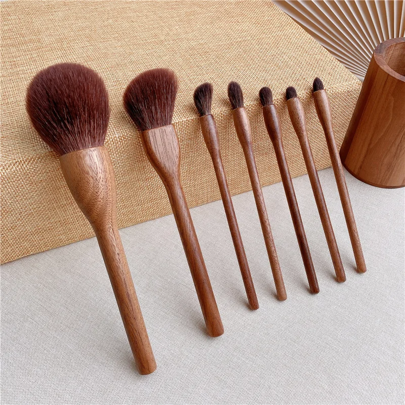 Professional Makeup Brushes Natural Goat Hair Black walnut Makeup Tools Powder Blush Foundation Eye Shadow Smudge Make Up Brush
Professional Makeup Brushes Natural Goat Hair Black walnut Makeup Tools Powder Blush Foundation Eye Shadow Smudge Make Up Brush