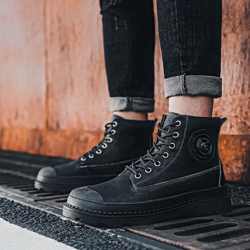 Original Men Combat Boots Good Quality Leather Boot for Men Brand Fashion Cowboy Boots Mens Anti Slip Rubber Tactical Men Boot
Original Men Combat Boots Good Quality Leather Boot for Men Brand Fashion Cowboy Boots Mens Anti Slip Rubber Tactical Men Boot