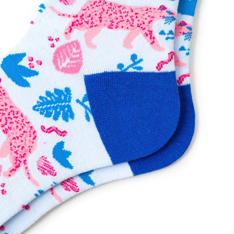 2019 new creative cartoon animal Woman socks fashion Casual Cotton couple socks printing Breathable Special price women's socks
2019 new creative cartoon animal Woman socks fashion Casual Cotton couple socks printing Breathable Special price women's socks