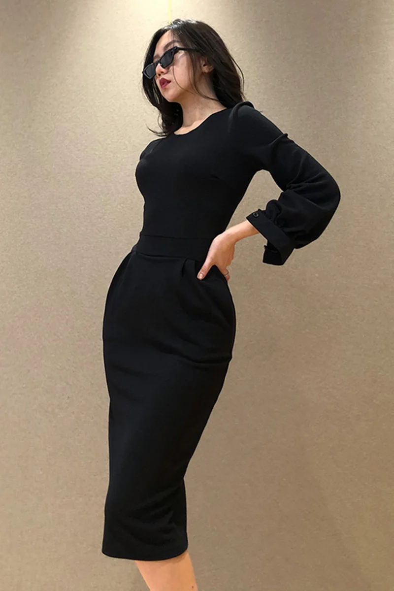 Instahot simple temperament dress women's fall 2020 European and American women's slim waist long sleeve small black skirt
Instahot simple temperament dress women's fall 2020 European and American women's slim waist long sleeve small black skirt