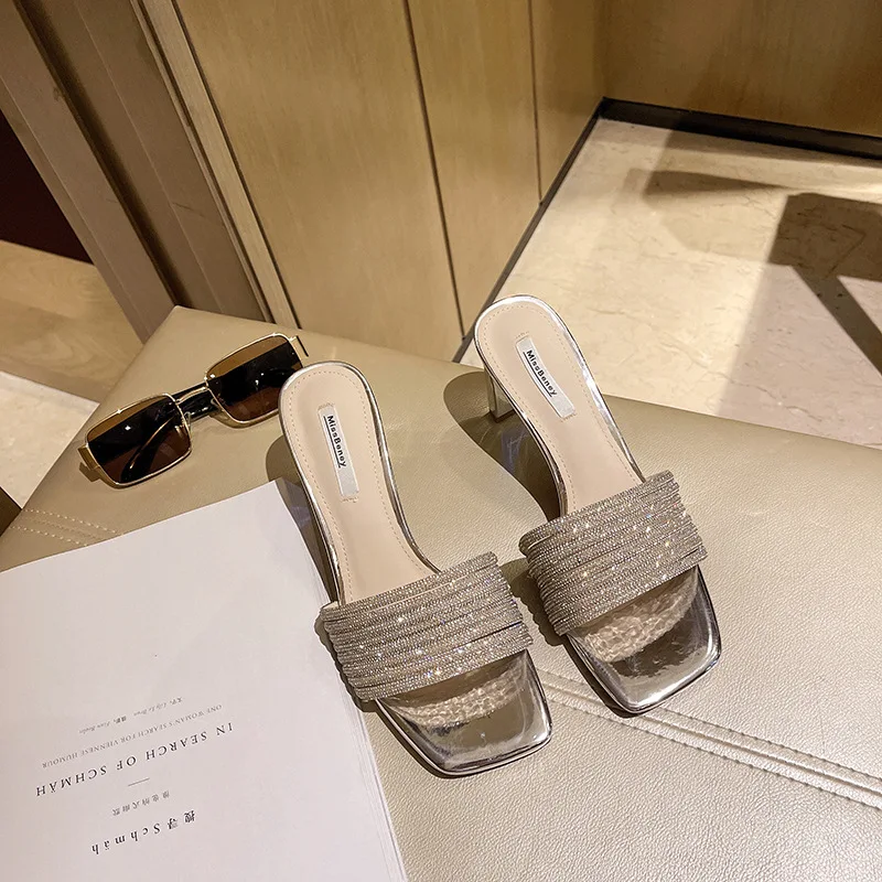 2021 summer new style square-toe slippers fashion thick-heeled high-heeled slippers slipper women fashion shoes shoes for women
2021 summer new style square-toe slippers fashion thick-heeled high-heeled slippers slipper women fashion shoes shoes for women