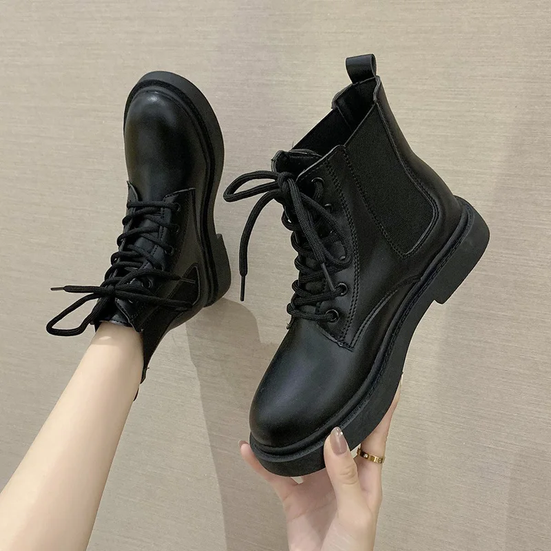 Show feet Martin boots female 2021 new joker plus velvet winter thin short boots boots tidal ins British wind short boots 
Show feet Martin boots female 2021 new joker plus velvet winter thin short boots boots tidal ins British wind short boots