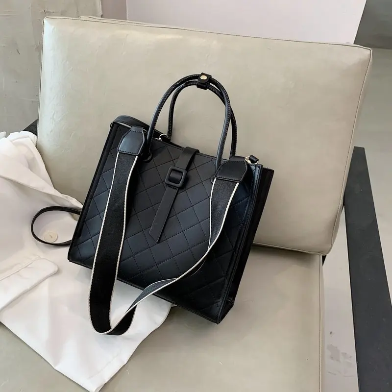 Women Handbags for Winter Small PU Leather Crossbody Bags For Women 2020 Tend Fashion Shoulder Handbags Female Travel Totes
Women Handbags for Winter Small PU Leather Crossbody Bags For Women 2020 Tend Fashion Shoulder Handbags Female Travel Totes