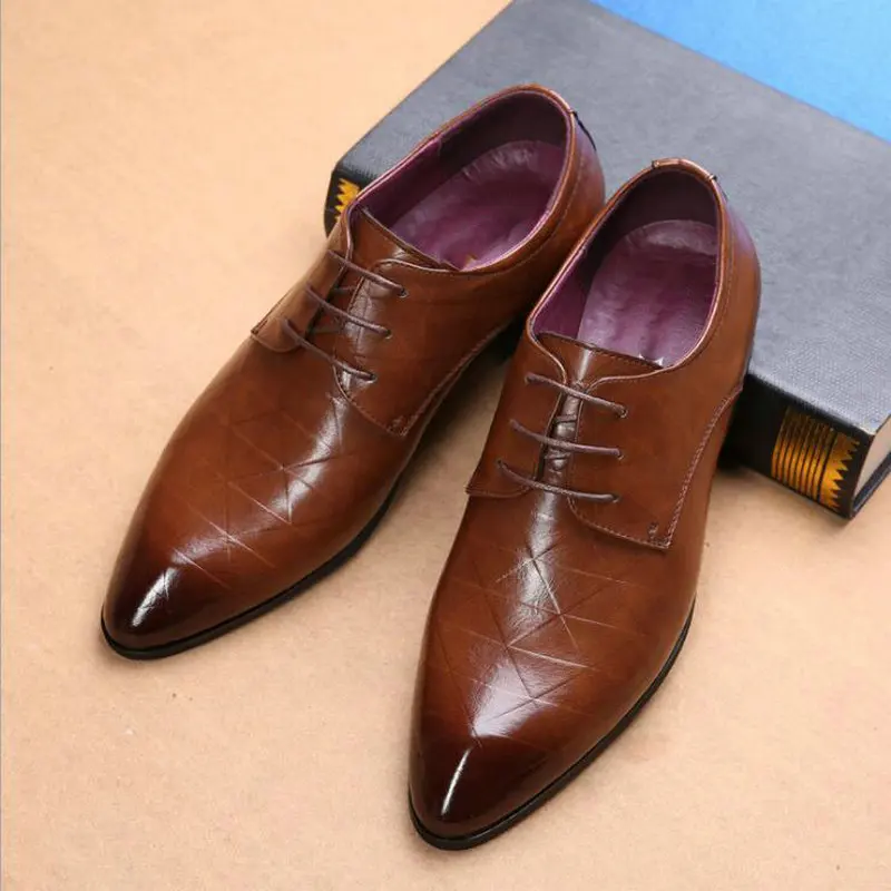 New Fashion Male wedding Business dress Men Pointed Toe Oxfords Man office dress leather shoes
New Fashion Male wedding Business dress Men Pointed Toe Oxfords Man office dress leather shoes