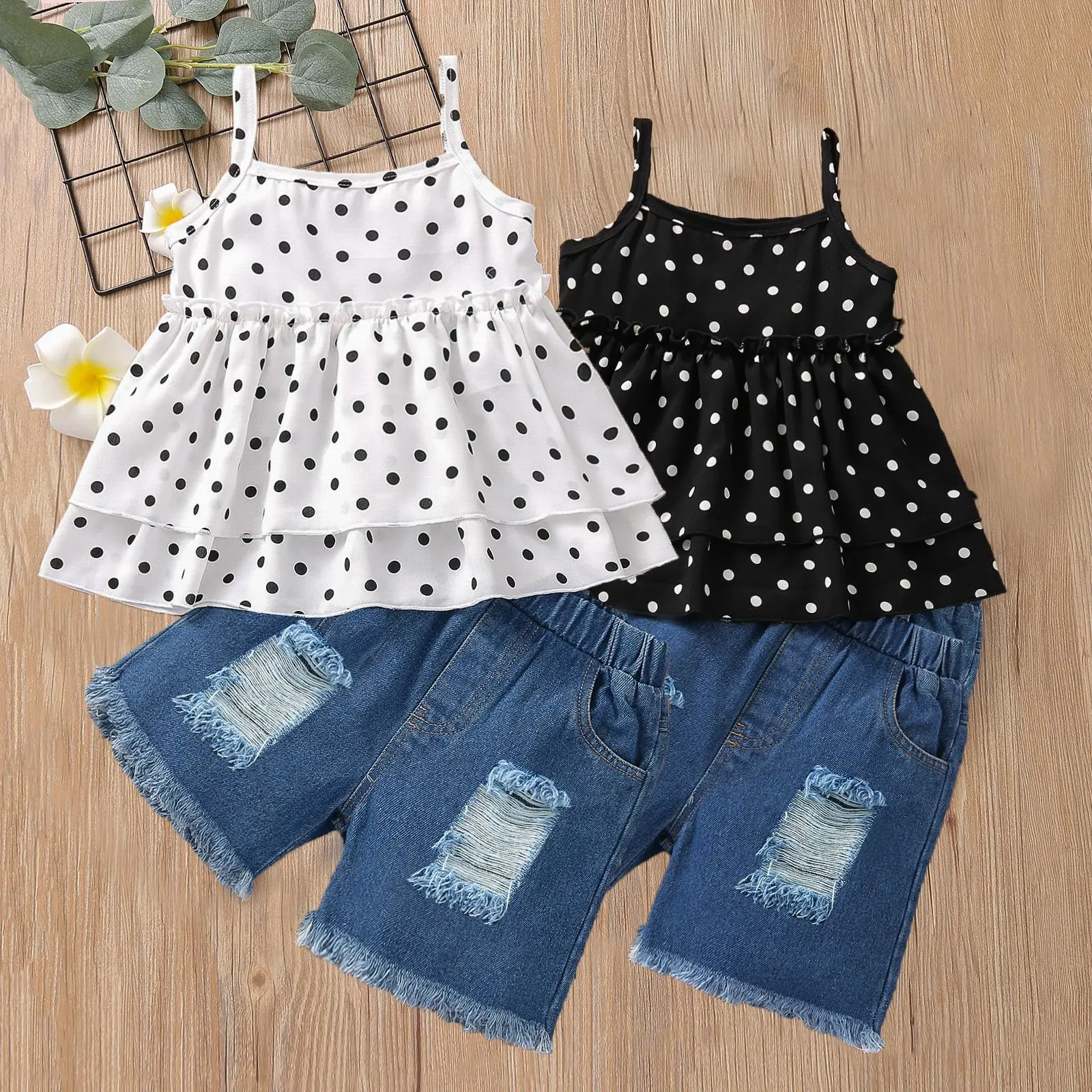 Toddler Kids Girls Summer Off Shoulder Dot Ruched Tops T-shirts Denim Hole Short Pants Baby Children Clothes Sets 18M-6Y
Toddler Kids Girls Summer Off Shoulder Dot Ruched Tops T-shirts Denim Hole Short Pants Baby Children Clothes Sets 18M-6Y