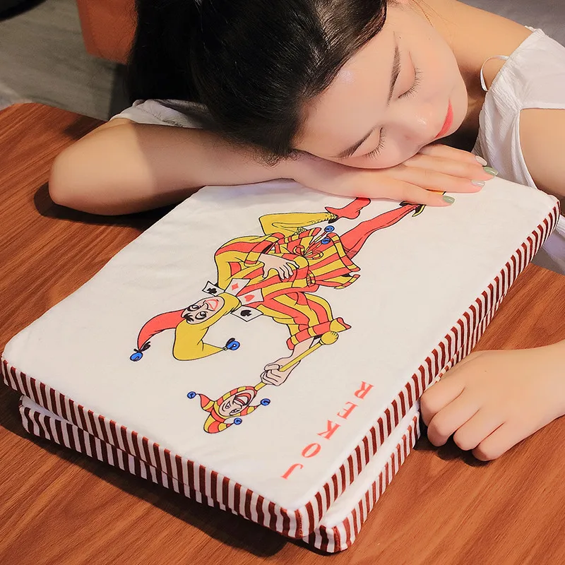 40cm Creative Playing Cards Plush Toys Real Life Poker Plush Pillow Chair Butt Pad Stuffed Soft Dolls Home Decor Birthday Gift
40cm Creative Playing Cards Plush Toys Real Life Poker Plush Pillow Chair Butt Pad Stuffed Soft Dolls Home Decor Birthday Gift