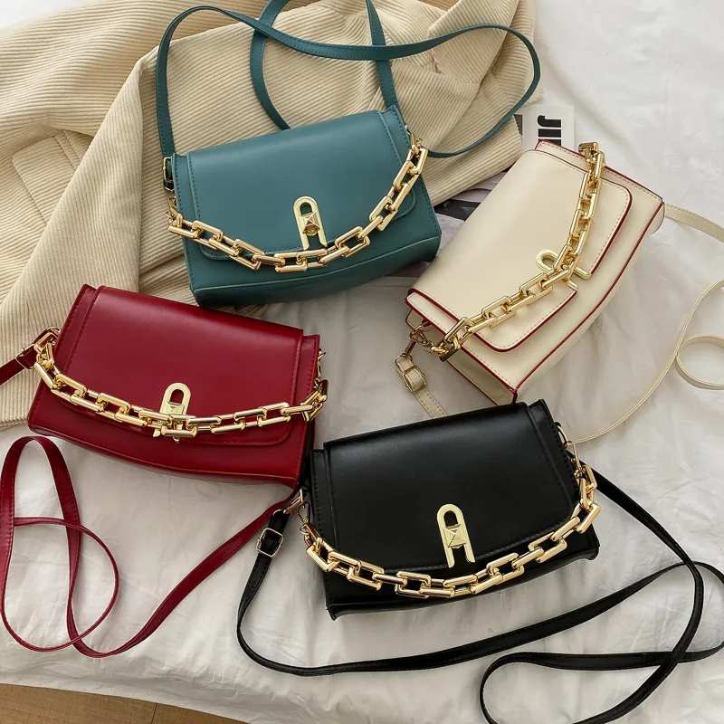 Women's Bag 2021 New Spring Korean Fashion Simple One Shoulder Messenger Chain Portable Small Square Bag
Women's Bag 2021 New Spring Korean Fashion Simple One Shoulder Messenger Chain Portable Small Square Bag