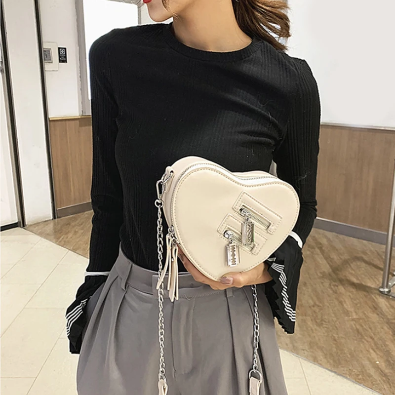 Women Purses and Handbag Fashion Love Heart Shape Shoulder Bag Women Chain Crossbody Bag Ladies Purse 
Women Purses and Handbag Fashion Love Heart Shape Shoulder Bag Women Chain Crossbody Bag Ladies Purse