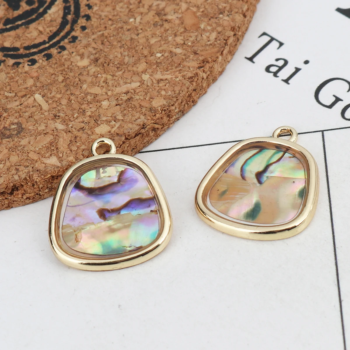 Natural Abalone Shell Charms Irregular Pendants Gold Color Multicolor Crack 21*18mm For DIY Earrings Jewelry Making,2 PCs
Natural Abalone Shell Charms Irregular Pendants Gold Color Multicolor Crack 21*18mm For DIY Earrings Jewelry Making,2 PCs