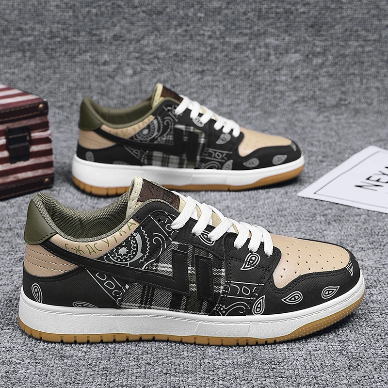 Winter Men's Shoes New Tooling Fashion All-match Denim Fashion Printing Low-top Outdoor Sports Skateboard Casual Shoes
Winter Men's Shoes New Tooling Fashion All-match Denim Fashion Printing Low-top Outdoor Sports Skateboard Casual Shoes