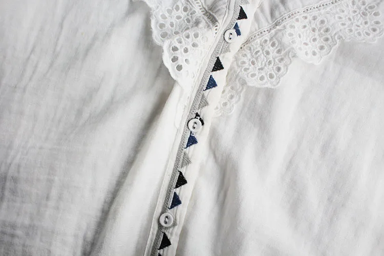 2021 Summer New Summer Artistic Commuter Short Sleeve Women Shirt Stand Collar Lace Edge Embroidered Blouse Cotton Simple Top
2021 Summer New Summer Artistic Commuter Short Sleeve Women Shirt Stand Collar Lace Edge Embroidered Blouse Cotton Simple Top