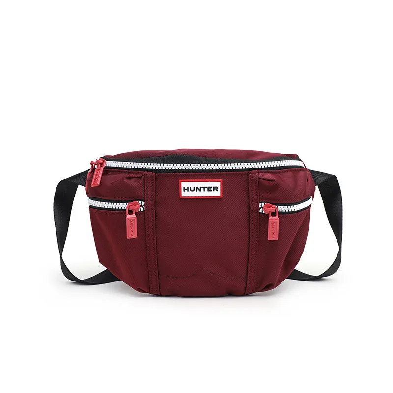 Rionera britnica para hombre y mujer, verstil, deportiva, para el pecho, a la moda, con salpicaduras de agua, para el hombro
Rionera britnica para hombre y mujer, verstil, deportiva, para el pecho, a la moda, con salpicaduras de agua, para el hombro