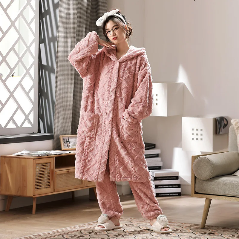 2021 autumn and winter new comfortable cotton wool hooded Nightgown women's nightwear home clothes long jacquard cardigan set
2021 autumn and winter new comfortable cotton wool hooded Nightgown women's nightwear home clothes long jacquard cardigan set