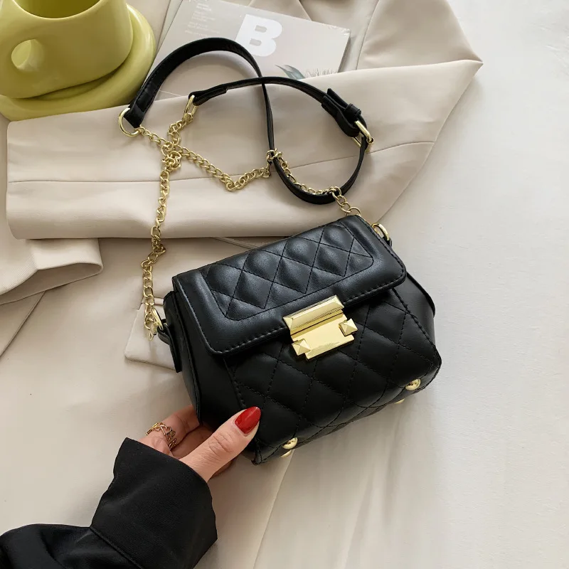 Роскошная модная сумка-мессенджер для женщин, новинка 2021, однотонная маленькая квадратная сумка с ромбовидным узором, сумка-мессенджер на п...
Роскошная модная сумка-мессенджер для женщин, новинка 2021, однотонная маленькая квадратная сумка с ромбовидным узором, сумка-мессенджер на п...