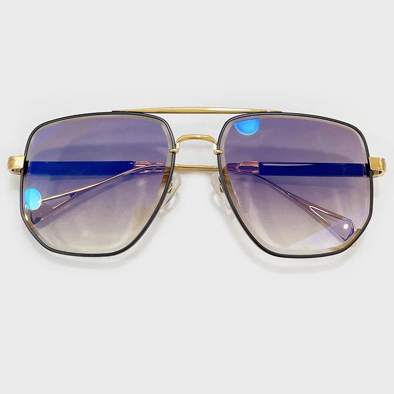 2021 Brand Designer Retro Metal Frame Square Sunglasses Eyeglasses For Women Men Vintage Glasses Oculos De Sol UV400 
2021 Brand Designer Retro Metal Frame Square Sunglasses Eyeglasses For Women Men Vintage Glasses Oculos De Sol UV400