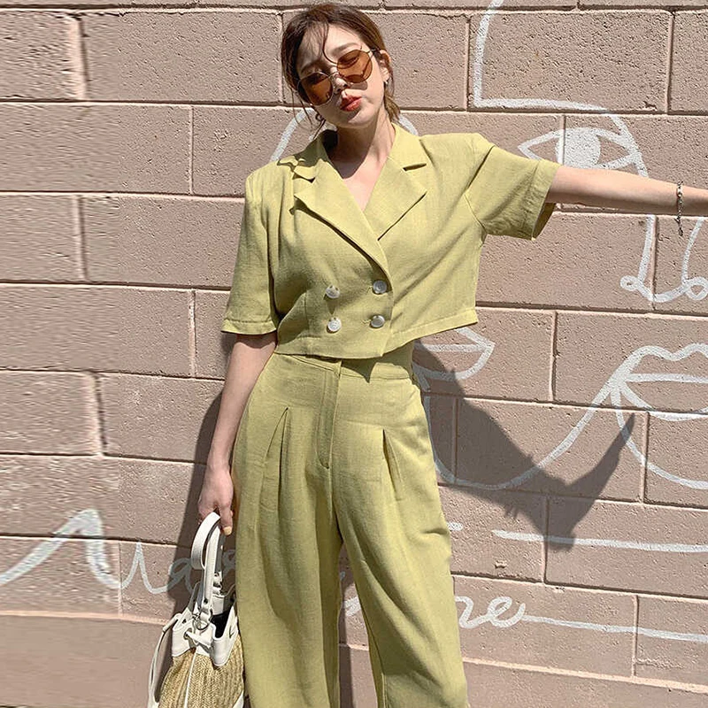 Korejpaa Women Sets 2021 Summer Korean Retro Temperament Lapel Double-Breasted Short-Sleeved Jacket High-Waisted Wide-Leg Pant
Korejpaa Women Sets 2021 Summer Korean Retro Temperament Lapel Double-Breasted Short-Sleeved Jacket High-Waisted Wide-Leg Pant