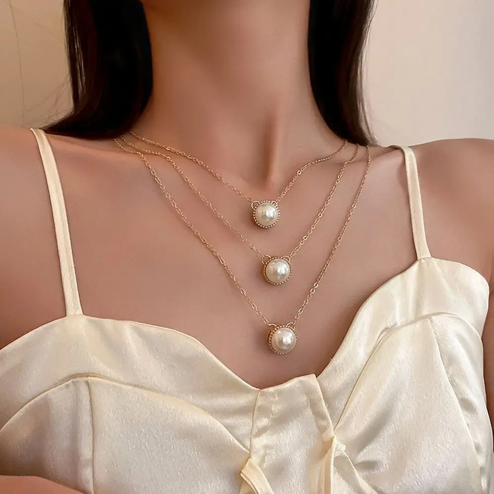 Elegant Retro Three-Layers Pearl Chokers Trendy Personality Clavicle Chain Simple Chic Bohemian Beach Jewelry Gifts For Ladies
Elegant Retro Three-Layers Pearl Chokers Trendy Personality Clavicle Chain Simple Chic Bohemian Beach Jewelry Gifts For Ladies