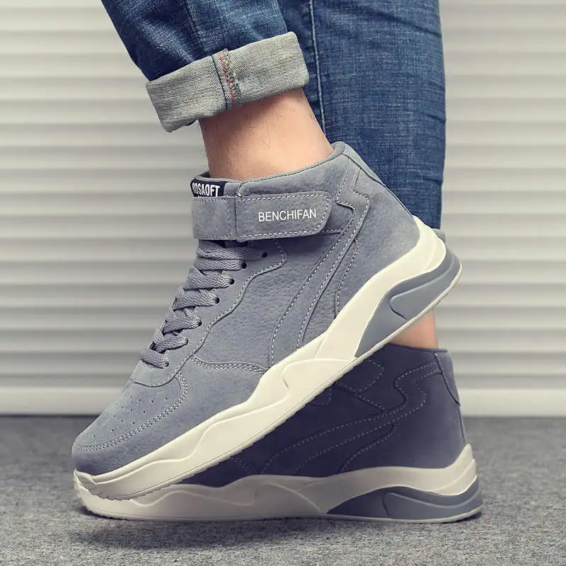 Leather Men Sport Shoes Lace Up Chunky Sneakers Comfortable Men Running Shoes Breathable Anti-skidding Sports Sneakers Hot 161G
Leather Men Sport Shoes Lace Up Chunky Sneakers Comfortable Men Running Shoes Breathable Anti-skidding Sports Sneakers Hot 161G