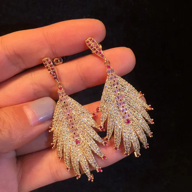 Pink feather leaves bride dangle earrings for women luxury wedding banquet dress aesthetic accessories jewelry big drop earrings
Pink feather leaves bride dangle earrings for women luxury wedding banquet dress aesthetic accessories jewelry big drop earrings
