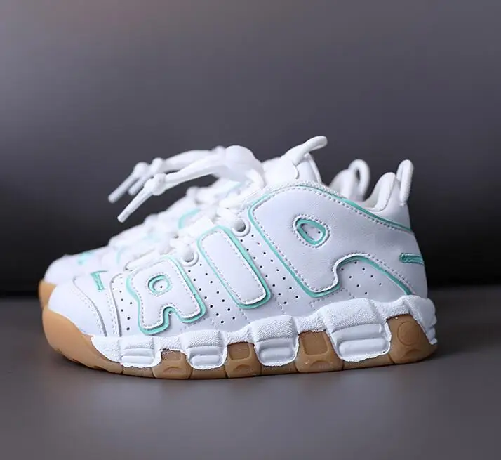 2021 New Kids Basketball Shoes boys Sneakers Non-slip Casual Children Shoes For Boy Girls Sneakers Breathable Sport Shoes
2021 New Kids Basketball Shoes boys Sneakers Non-slip Casual Children Shoes For Boy Girls Sneakers Breathable Sport Shoes