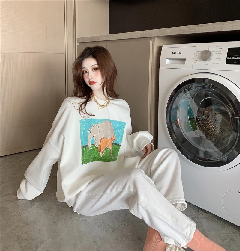 Korean version of ins loose lazy style student foreign animal print wild pullover sweater long sleeve top
Korean version of ins loose lazy style student foreign animal print wild pullover sweater long sleeve top