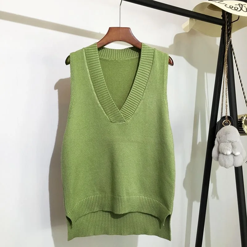 V-neck Knitted Vest Sweater for Women's New Style Korean All-match Sweater Vest New Sleeveless Loose Sweater Autumn and Winter 
V-neck Knitted Vest Sweater for Women's New Style Korean All-match Sweater Vest New Sleeveless Loose Sweater Autumn and Winter