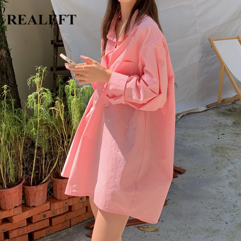 REALEFT 2021 New One Pocket Turn-down Collar Oversize Women's Long Blouse Casual Loose Female Blouse Tops Pink Workwear Shirts 
REALEFT 2021 New One Pocket Turn-down Collar Oversize Women's Long Blouse Casual Loose Female Blouse Tops Pink Workwear Shirts