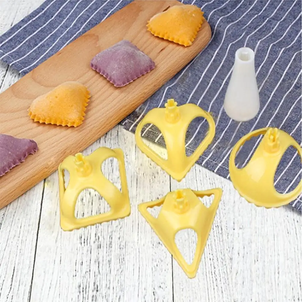 4Pcs/Set Dumpling Molds Versatile DIY Plastic Reusable Dough Press Moulds for Kitchen 
4Pcs/Set Dumpling Molds Versatile DIY Plastic Reusable Dough Press Moulds for Kitchen
