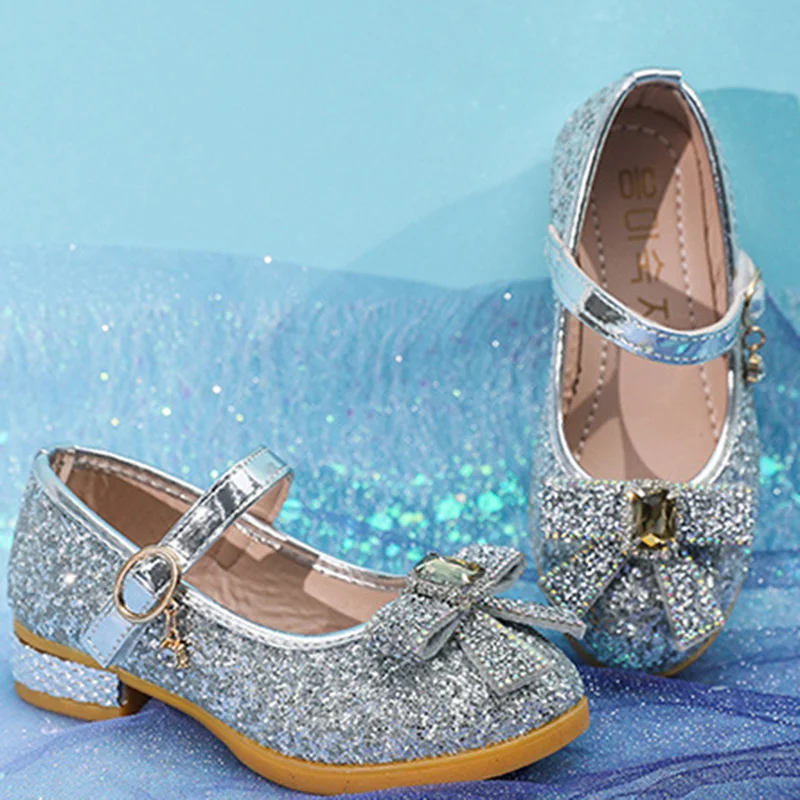 Girls Leather Shoes Princess Spring And Autumn Casual Non-Slip Soft Bottom Wear-Resistant Little Girls Sequined Children's Shoes
Girls Leather Shoes Princess Spring And Autumn Casual Non-Slip Soft Bottom Wear-Resistant Little Girls Sequined Children's Shoes