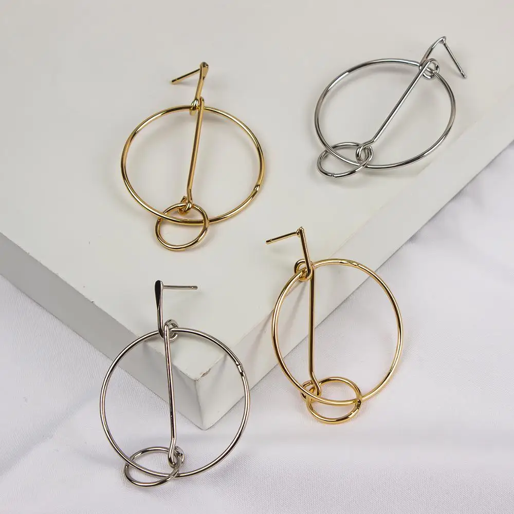 2021 new French metal simple atmosphere ladies earrings girl design round irregular earrings jewelry gift wholesale
2021 new French metal simple atmosphere ladies earrings girl design round irregular earrings jewelry gift wholesale