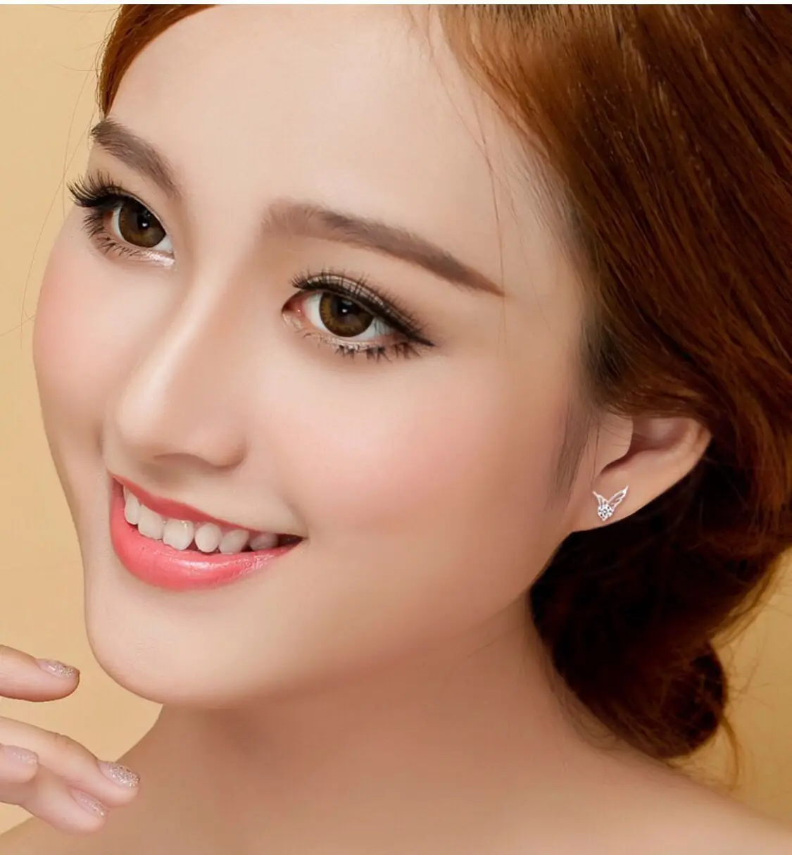 Korean Earrings 2019 for Women Vintage Crystal Allergy Feather Brincos Rhinestone Stud Earring Wedding Jewelry Accessories
Korean Earrings 2019 for Women Vintage Crystal Allergy Feather Brincos Rhinestone Stud Earring Wedding Jewelry Accessories