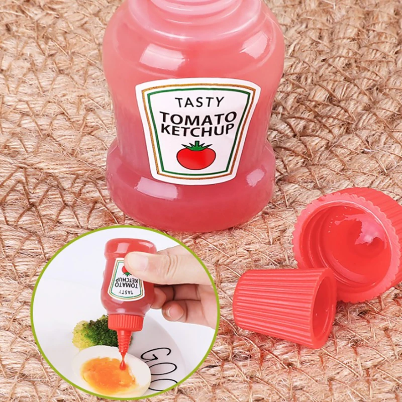 1pcs Mini Tomato Gravy Boat Salad Dressing Oil Spray Bottle Ketchup Honey Mustard Portable Small Sauce Container
1pcs Mini Tomato Gravy Boat Salad Dressing Oil Spray Bottle Ketchup Honey Mustard Portable Small Sauce Container