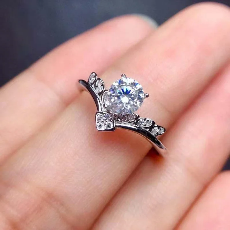 Mifeiya Hot Sale Crystal Rhinestone Ring Silver Color Thin Wedding Rings for Women Bridal Love Queen Crown Engagement Ring
Mifeiya Hot Sale Crystal Rhinestone Ring Silver Color Thin Wedding Rings for Women Bridal Love Queen Crown Engagement Ring