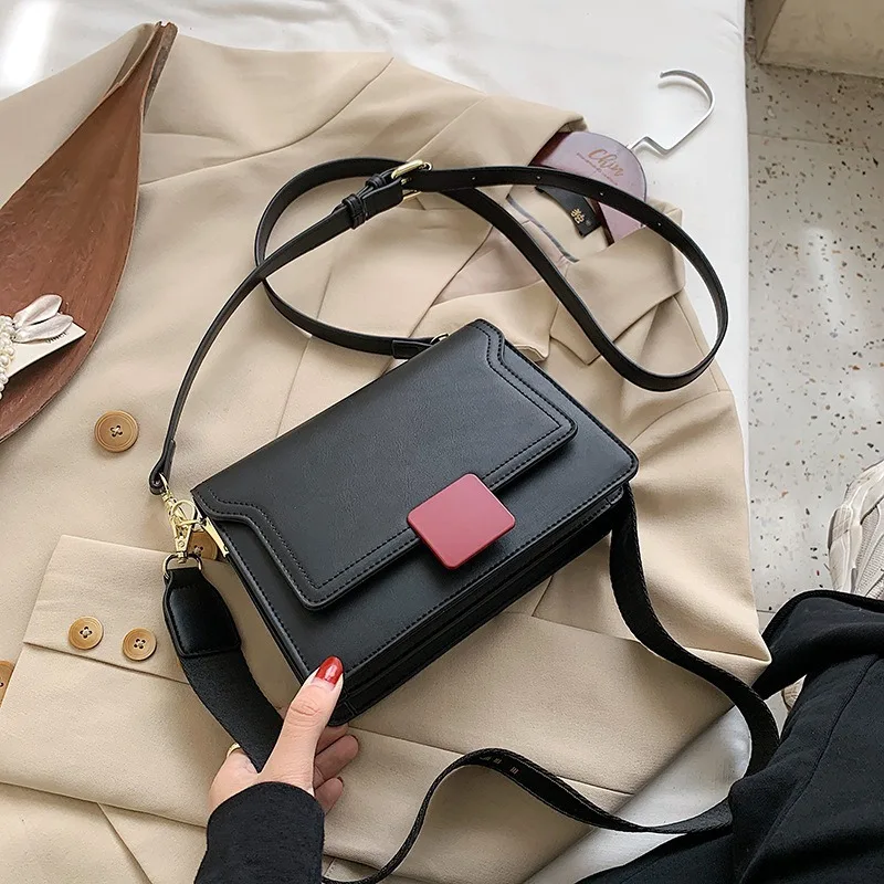 All-match broadband ladies small bags 2020 new trendy fashion one-shoulder messenger bag autumn and winter small square bag
All-match broadband ladies small bags 2020 new trendy fashion one-shoulder messenger bag autumn and winter small square bag