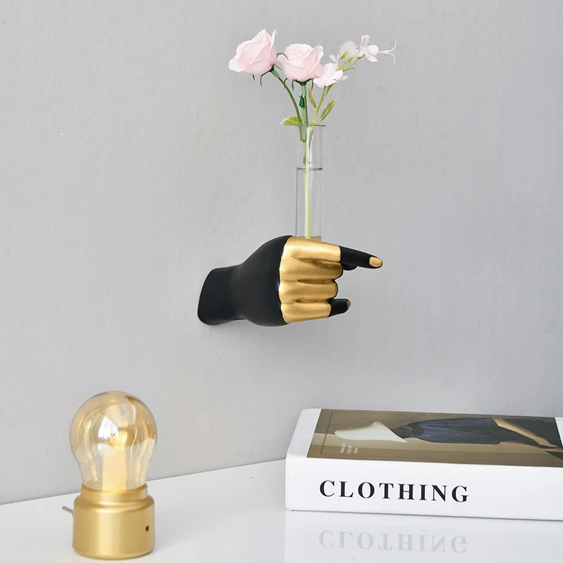 Wall Hanging Hand-shaped Flower Vase for Dried Flowers Decoration Creative Ceramic Flower Pot Hand Held Vases Home Ornament
Wall Hanging Hand-shaped Flower Vase for Dried Flowers Decoration Creative Ceramic Flower Pot Hand Held Vases Home Ornament