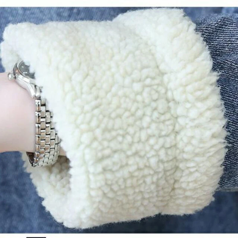 Warm Winter Jacket Women 2019 New Fashion Plus size Fur Long Hooded Denim Cotton Coat Parka Women Thick Plus velvet Jackets
Warm Winter Jacket Women 2019 New Fashion Plus size Fur Long Hooded Denim Cotton Coat Parka Women Thick Plus velvet Jackets