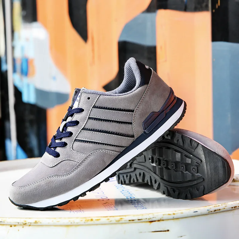 new sale Men Casual Shoes Light Suede Leather Sneakers Running Shoes Men Comfort Outdoor Breathable Flats Jogging Sport Shoes
new sale Men Casual Shoes Light Suede Leather Sneakers Running Shoes Men Comfort Outdoor Breathable Flats Jogging Sport Shoes