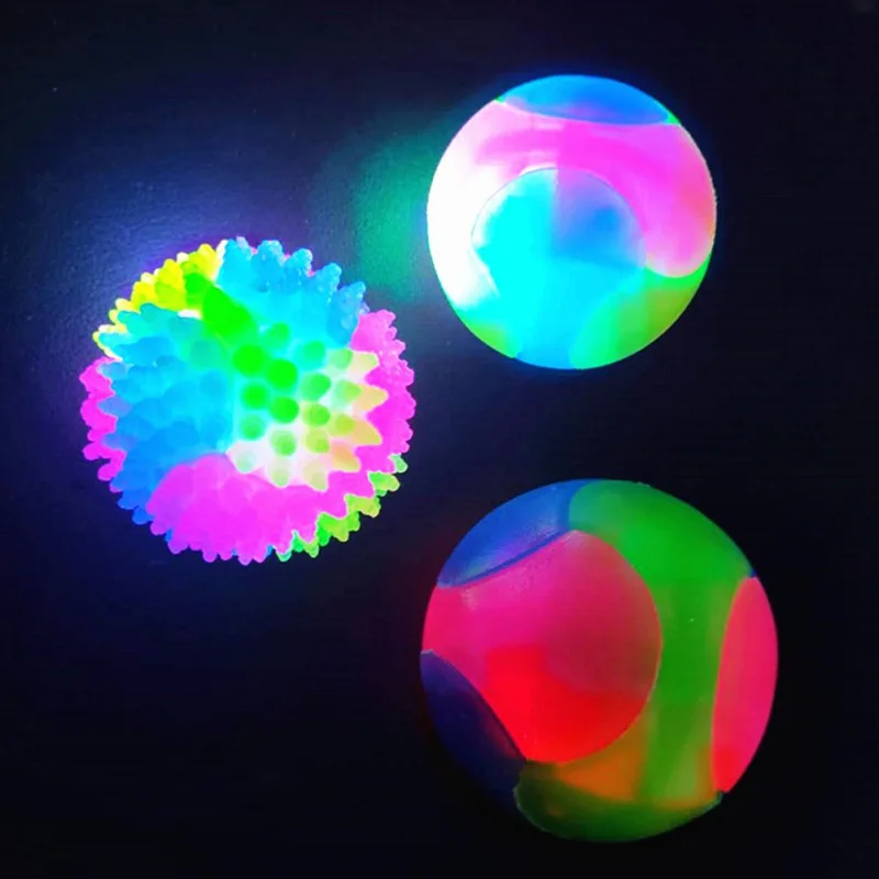 LED Light Up Dog Toy Balls Flashing Elastic Ball LED Molar Ball Glowing Ball Pet Color Light Ball Interactive Toys For Cats Dog
LED Light Up Dog Toy Balls Flashing Elastic Ball LED Molar Ball Glowing Ball Pet Color Light Ball Interactive Toys For Cats Dog