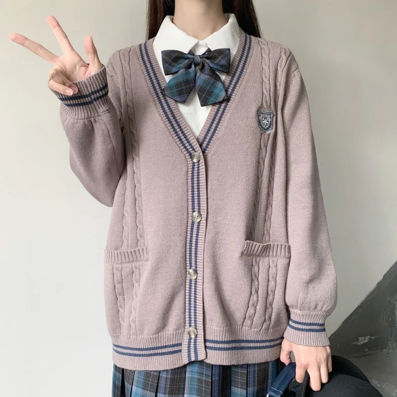Autumn Winter Sweater Jacket Women Japanese JK Uniform Badge Embroidery Loose Long Sleeve Knitting Cargidan Student Outer Coat
Autumn Winter Sweater Jacket Women Japanese JK Uniform Badge Embroidery Loose Long Sleeve Knitting Cargidan Student Outer Coat