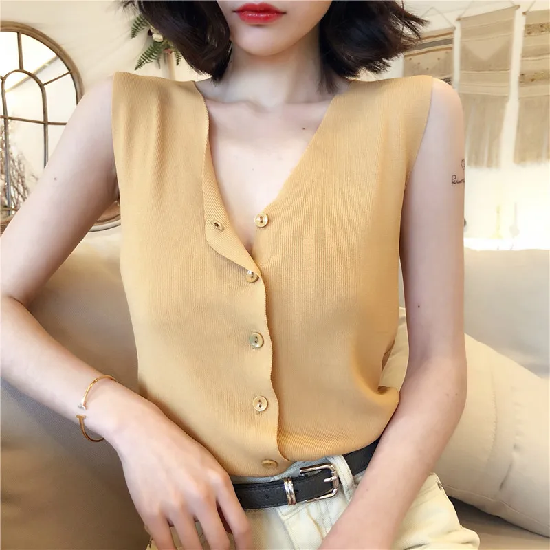 Women Knitted Tank Tops Summer Korean Chic Simple Single Breasted Vest Camis Sexy Girls V-neck Tops Sleeveless Camisole
Women Knitted Tank Tops Summer Korean Chic Simple Single Breasted Vest Camis Sexy Girls V-neck Tops Sleeveless Camisole