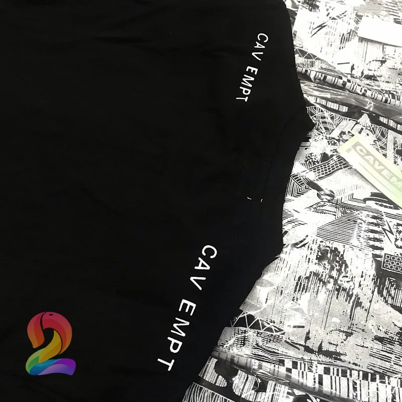 Men Women CAV EMPT T Shirt High Quality Abstract Lines Roud Neck Short Sleeves Oversized CAVEMPT Fashion Casual Harajuku T-shirt
Men Women CAV EMPT T Shirt High Quality Abstract Lines Roud Neck Short Sleeves Oversized CAVEMPT Fashion Casual Harajuku T-shirt
