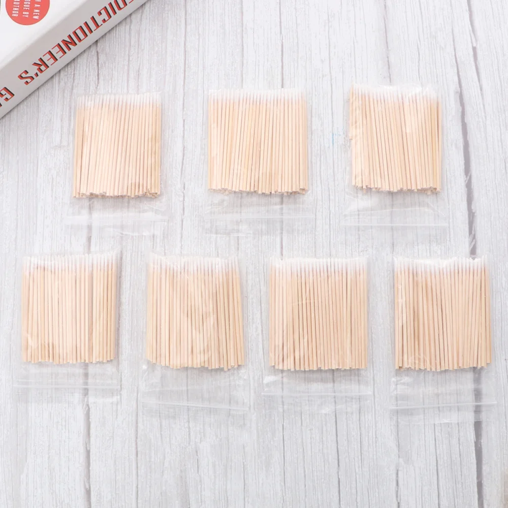7 Packs of Disposable Swab Sticks Pointed Q-tips Cleaning Rods Multi-function Cotton Swab for Makeup Beauty Salon
7 Packs of Disposable Swab Sticks Pointed Q-tips Cleaning Rods Multi-function Cotton Swab for Makeup Beauty Salon