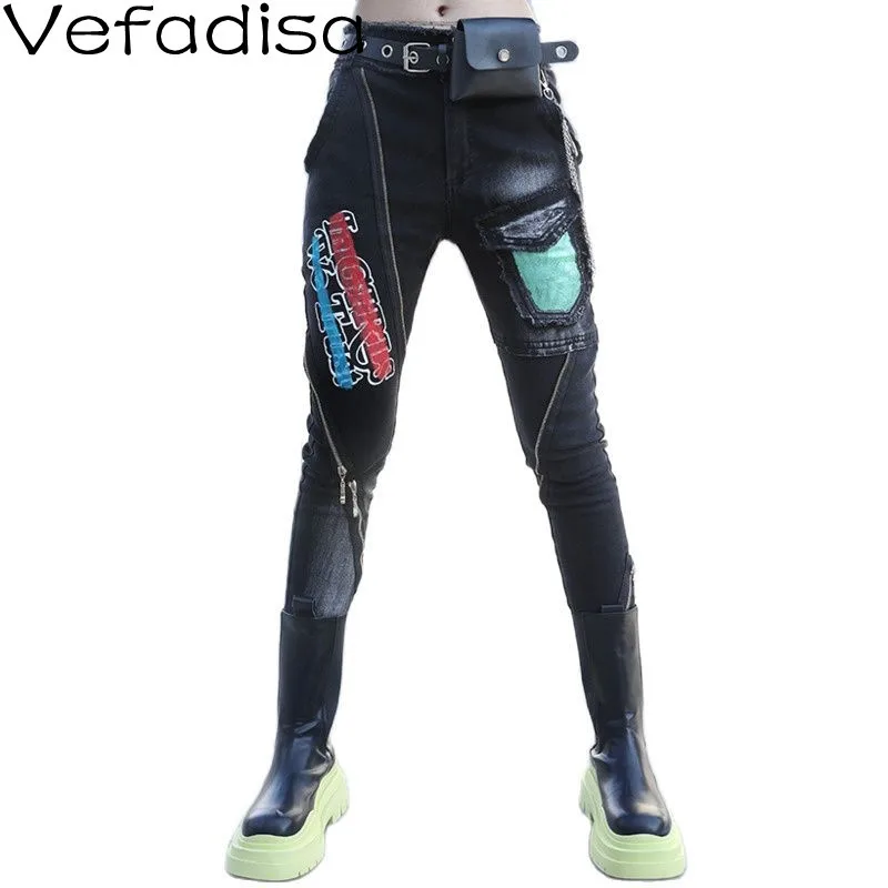 Vefadisa модные контрастные сшитые утепленные джинсы для женщин 2021 осень зима новые граффити с надписью теплые черные джинсы ZWL1513A
Vefadisa модные контрастные сшитые утепленные джинсы для женщин 2021 осень зима новые граффити с надписью теплые черные джинсы ZWL1513A