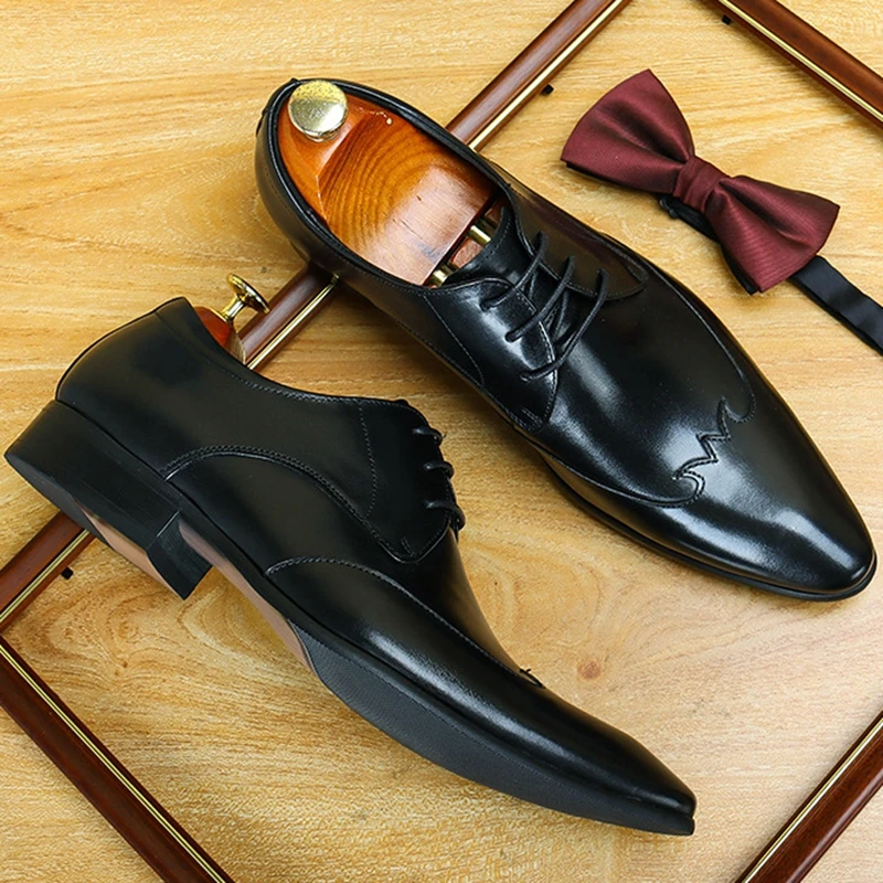 Men's Shoes
Men's Shoes