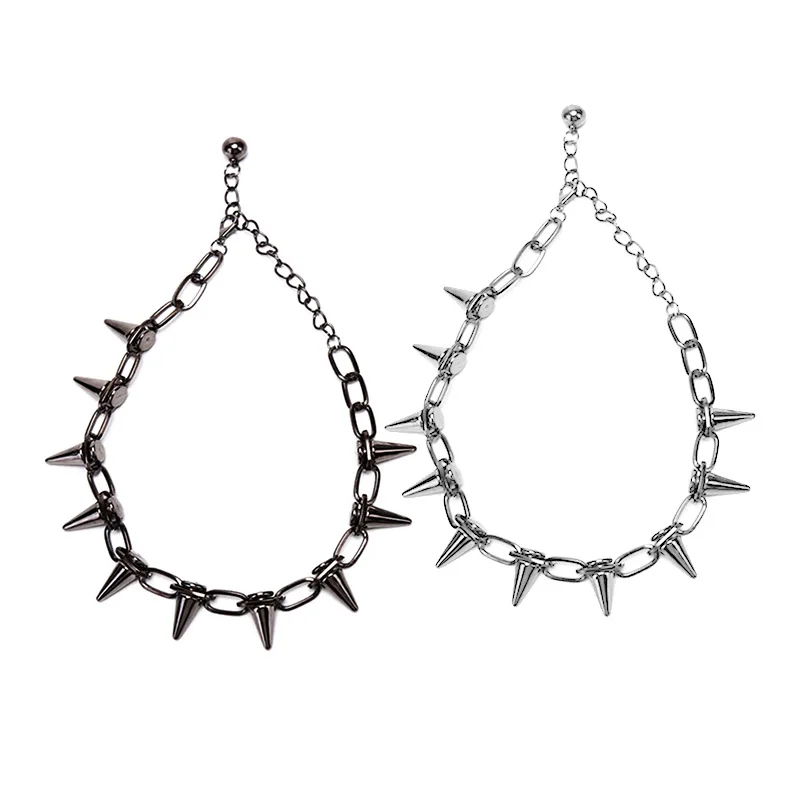 New Unisex Rivets Necklace Punk Hip Hop Chain Necklace Handmade Material Choker Spike Rivet Pendant Necklace Rock Gothic Chokers
New Unisex Rivets Necklace Punk Hip Hop Chain Necklace Handmade Material Choker Spike Rivet Pendant Necklace Rock Gothic Chokers