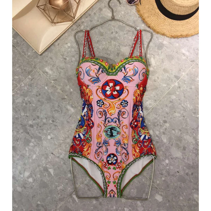 Summer Sexy suit Designer Three 2 Set Women's High Waist Bikini + Sun Protection Cloak Flower Print Ladies Beach Sets
Summer Sexy suit Designer Three 2 Set Women's High Waist Bikini + Sun Protection Cloak Flower Print Ladies Beach Sets